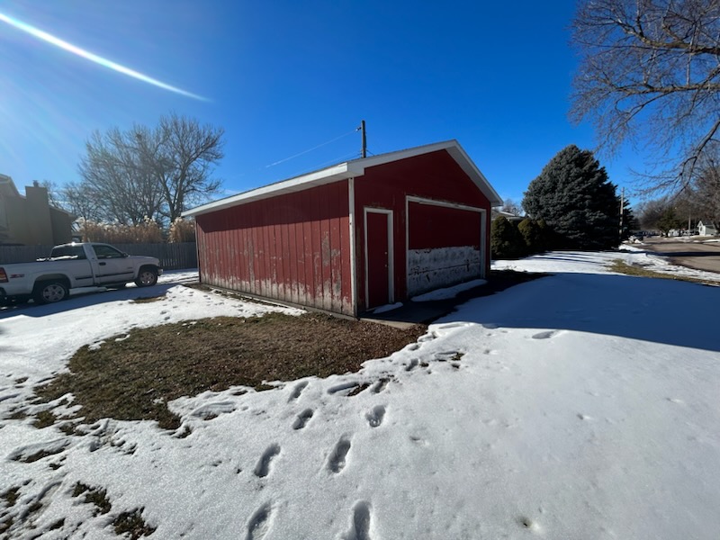 Midwestern Land and Auction Listing
